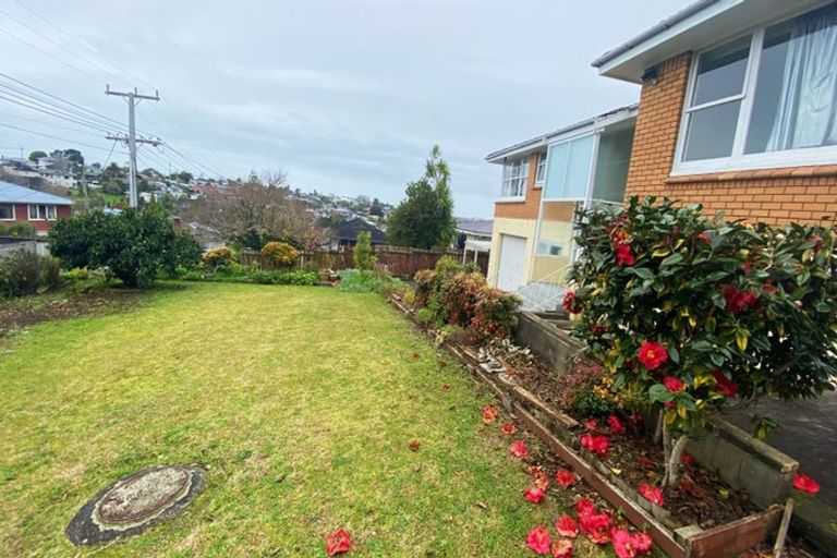 Photo of property in 14 Meadowvale Avenue, Forrest Hill, Auckland, 0620
