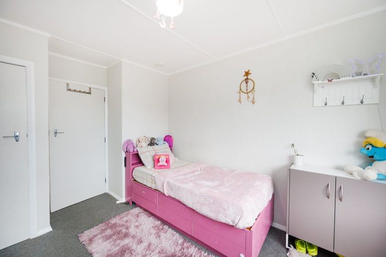 Photo of property in 14 Humber Street, Roslyn, Palmerston North, 4414