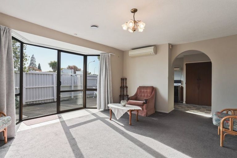 Photo of property in 12b Buss Street, Rangiora, 7400