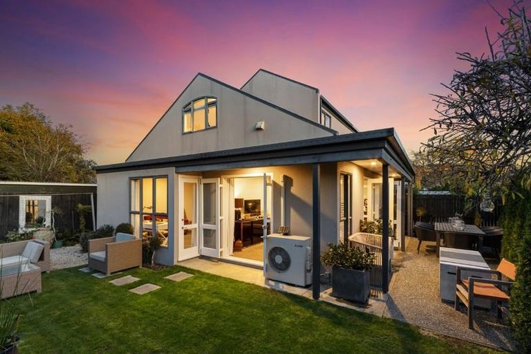 Photo of property in 2/93 Beckford Road, Opawa, Christchurch, 8023