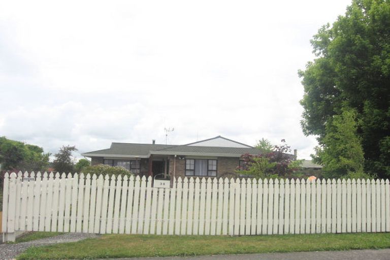 Photo of property in 34 Oxford Street, Te Puke, 3119