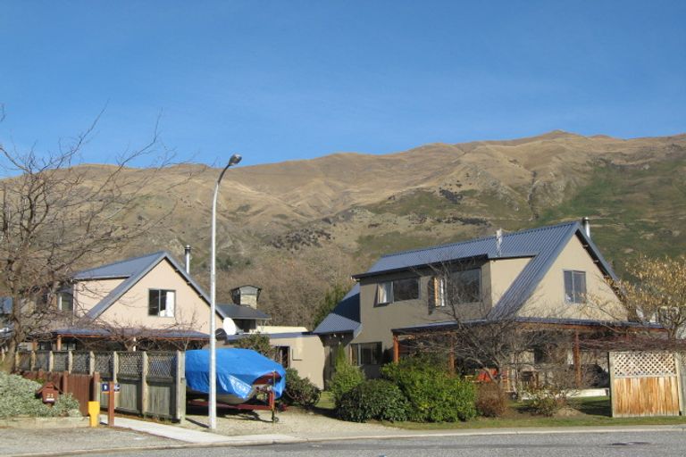 Photo of property in 18a Mill End, Wanaka, 9305