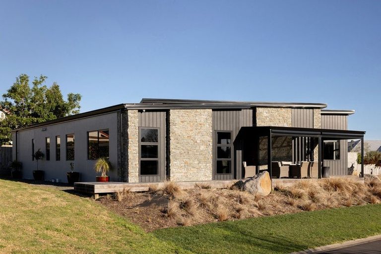 Photo of property in 18 Serenity Drive, Omokoroa, 3114