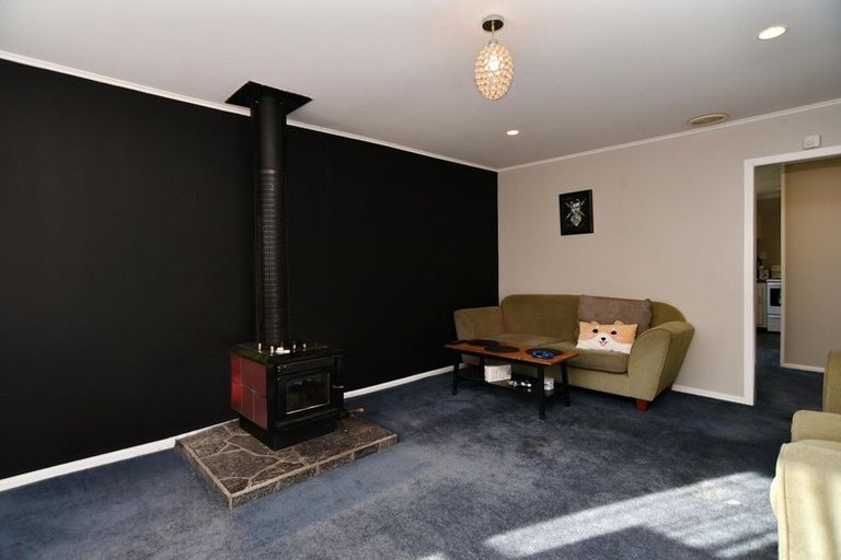 Photo of property in 5 Eders Road, Woodend, 7610