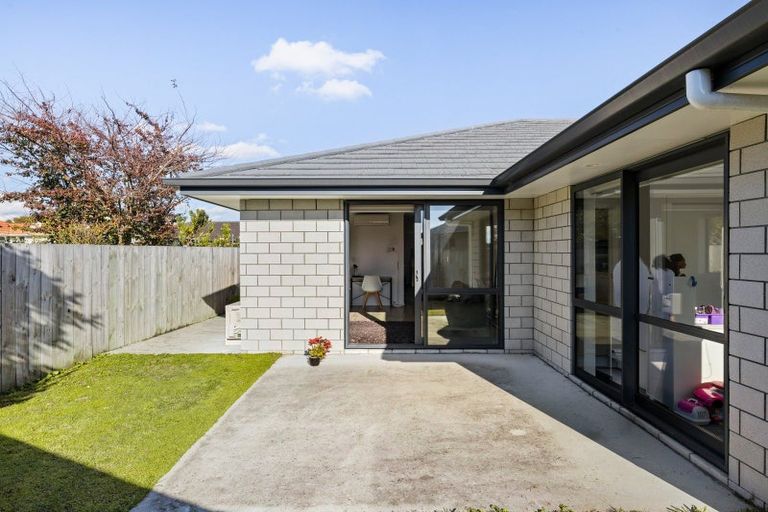 Photo of property in 4/20 Alanbrooke Place, Beerescourt, Hamilton, 3200