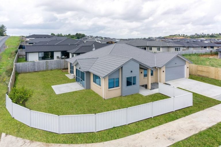 Photo of property in 124 Hare Puke Drive, Flagstaff, Hamilton, 3210