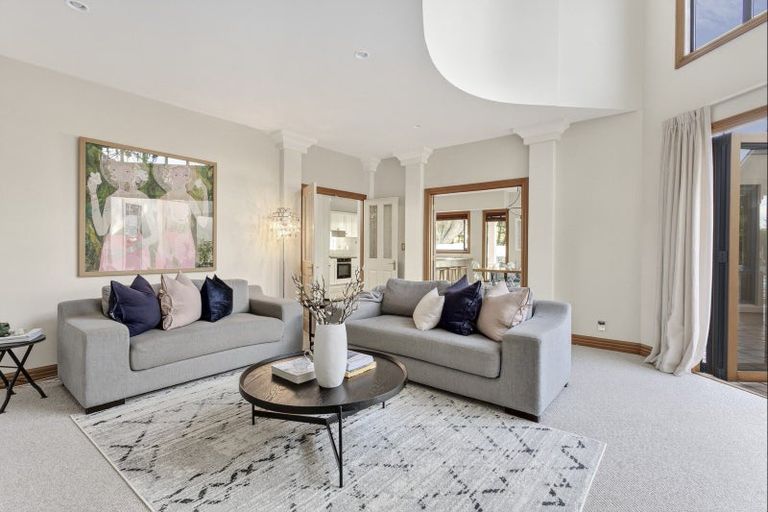 Photo of property in 203 Athlone Drive, Cambridge, 3434