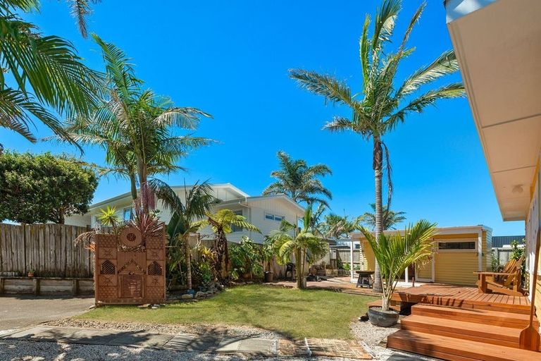 Photo of property in 700 Papamoa Beach Road, Papamoa Beach, Papamoa, 3118