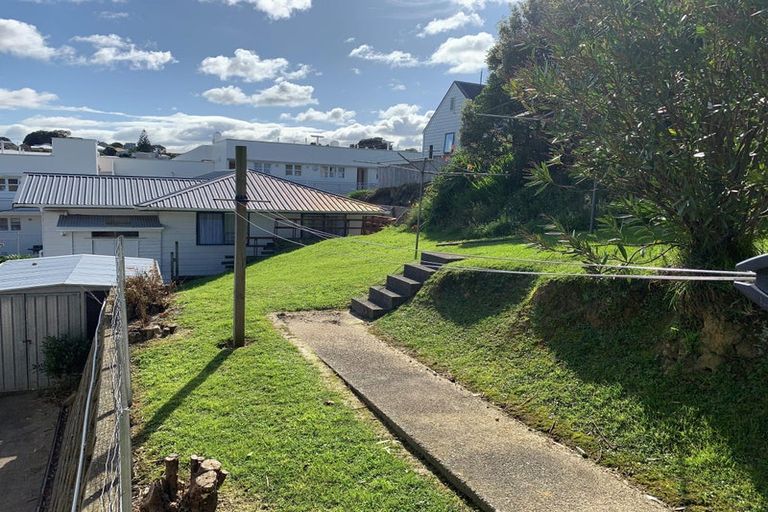 Photo of property in Milford Court Flats, 515u9 Adelaide Road, Berhampore, Wellington, 6023