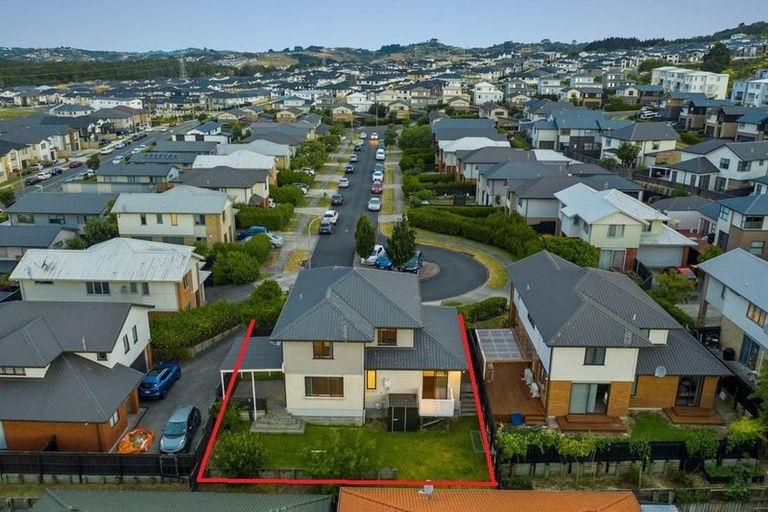 Photo of property in 24 Lane Cameron Place, Flat Bush, Auckland, 2019
