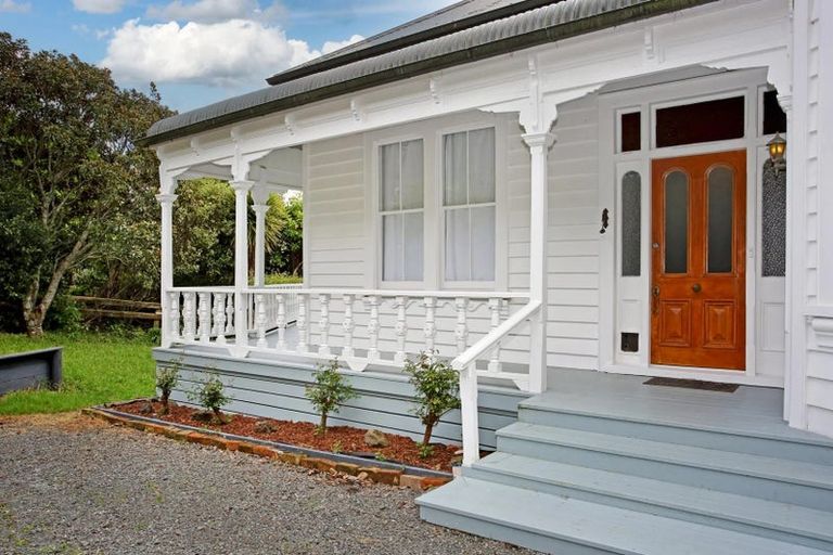 Photo of property in 396 Redoubt Road, Totara Park, Auckland, 2019