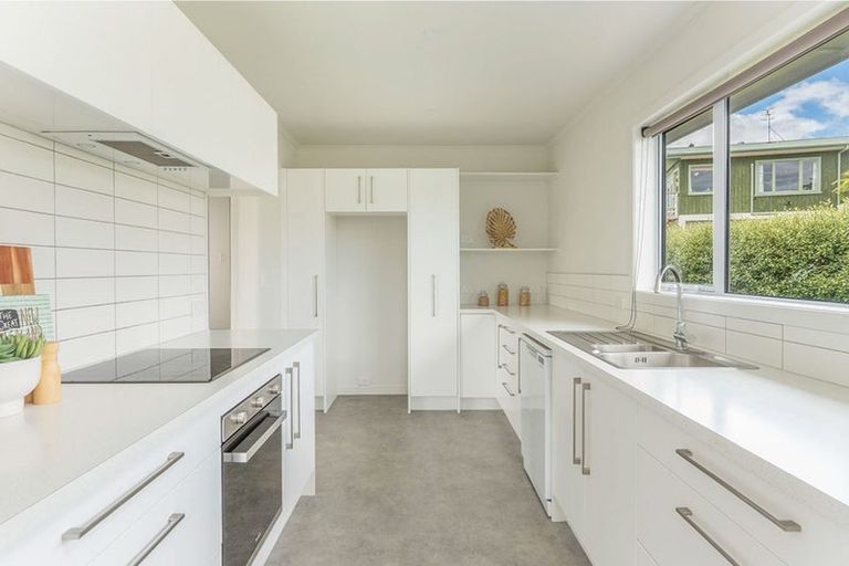 Photo of property in 2/74 Rokino Road, Hilltop, Taupo, 3330