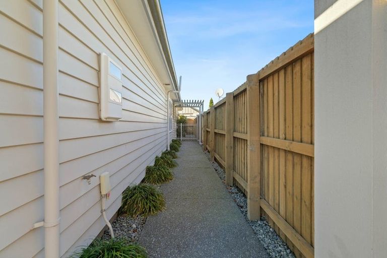 Photo of property in 70 Sioux Avenue, Wigram, Christchurch, 8042