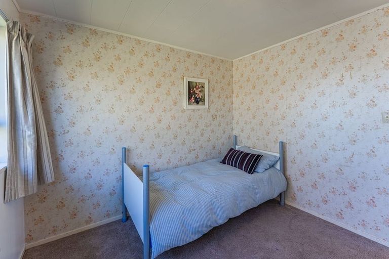 Photo of property in 8 Andrew Street, Waikanae, 5036