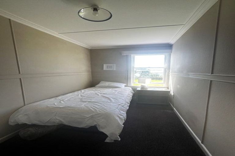 Photo of property in 35 Takutai Avenue, Half Moon Bay, Auckland, 2012