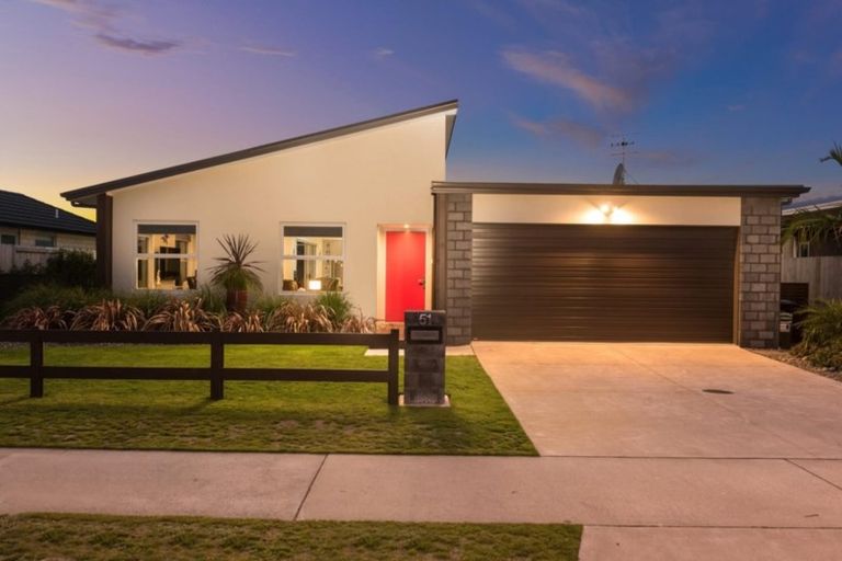 Photo of property in 51 Kohekohe Road, Papamoa Beach, Papamoa, 3118