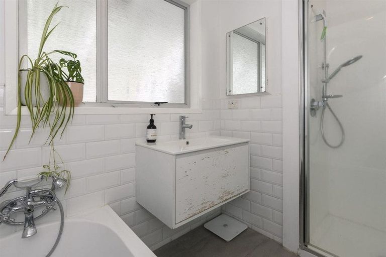 Photo of property in 552 Otumoetai Road, Matua, Tauranga, 3110
