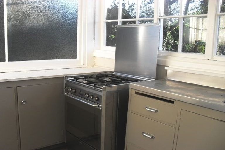 Photo of property in 6b Edgecumbe Street, Whitiora, Hamilton, 3200