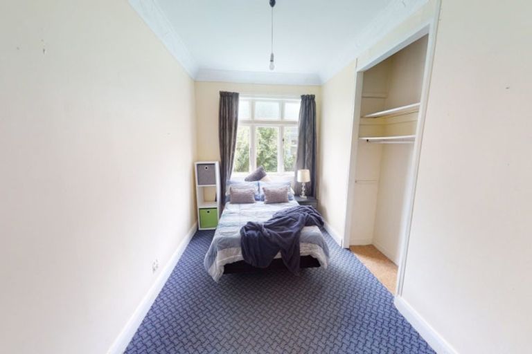 Photo of property in 8 Guy Avenue, Takaro, Palmerston North, 4410