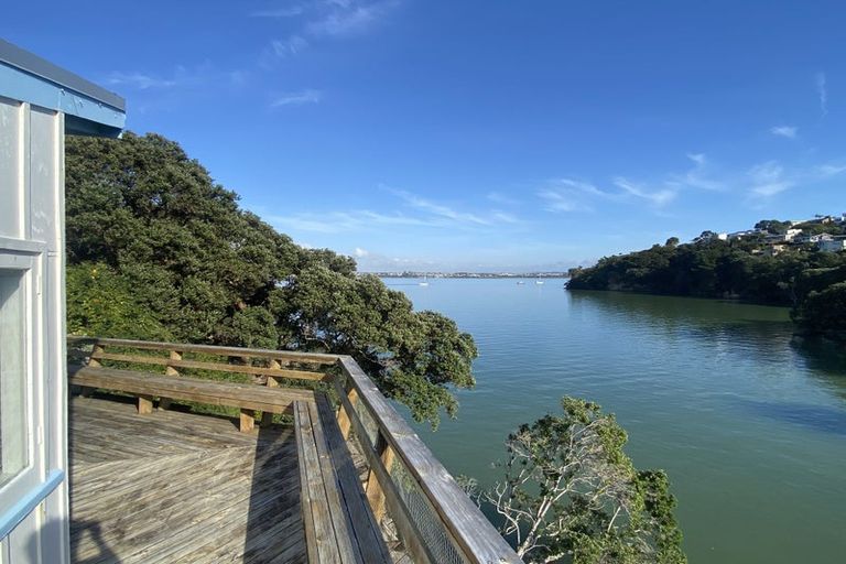 Photo of property in 109 Island Bay Road, Beach Haven, Auckland, 0626