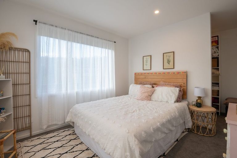 Photo of property in 19 Breakwater Way, Whitby, Porirua, 5024