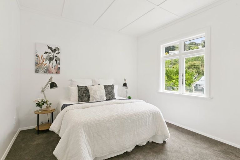Photo of property in 78 Farnham Street, Mornington, Wellington, 6021
