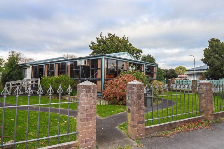 Photo of property in 226 High Street, Dannevirke, 4930