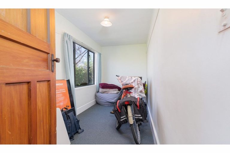 Photo of property in 106 Rattray Street, Riccarton, Christchurch, 8041