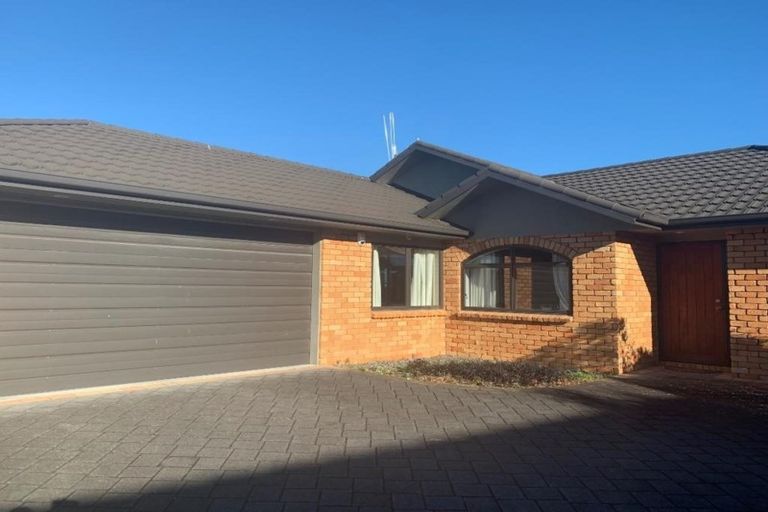 Photo of property in 54 Saint James Drive, Huntington, Hamilton, 3210