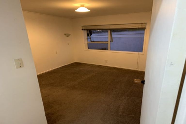 Photo of property in 522 Beach Road, Murrays Bay, Auckland, 0630