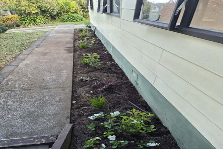 Photo of property in 1 Barnett Place, Te Puke, 3119