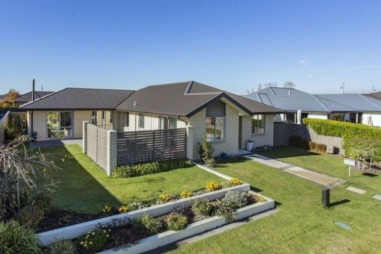 Photo of property in 6 Kessen Street, Pegasus, 7612