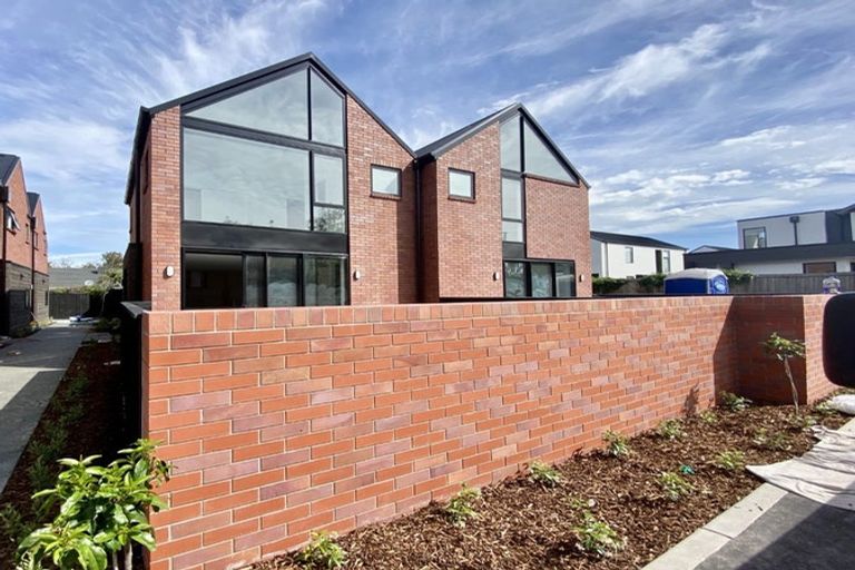 Photo of property in 10/66 Innes Road, St Albans, Christchurch, 8052