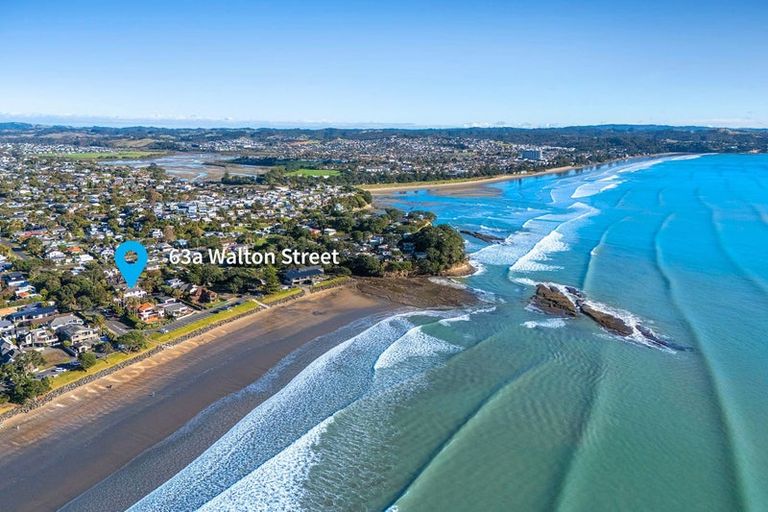 Photo of property in 63a Walton Street, Red Beach, 0932