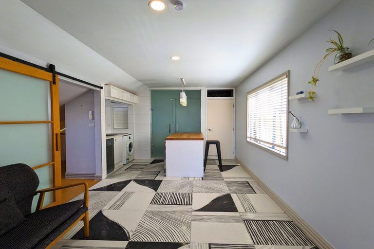 Photo of property in 19 Millstream Drive, Henderson, Auckland, 0610