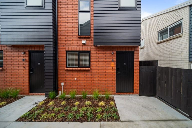 Photo of property in 13/13 Brough Road, Manurewa East, Auckland, 2102