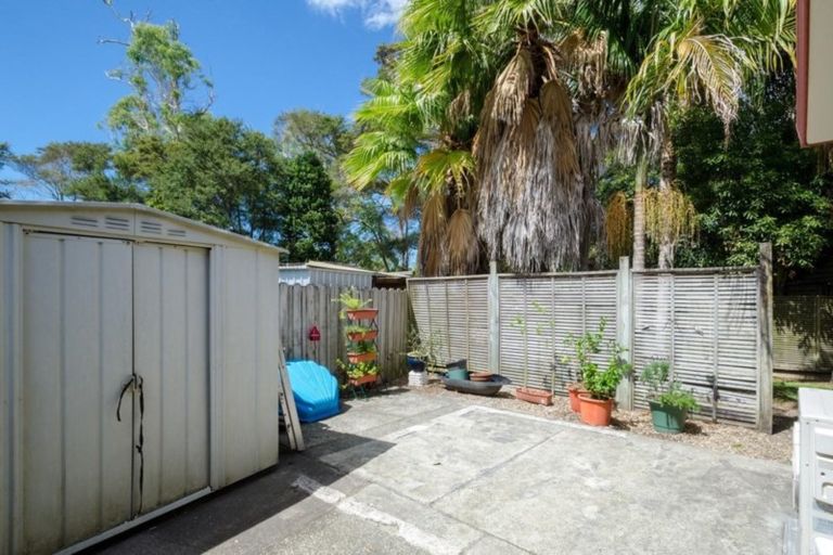 Photo of property in 45 Waimoko Glen, Swanson, Auckland, 0612