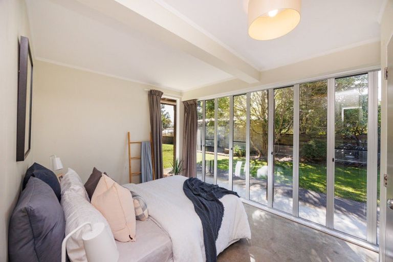 Photo of property in 55 Fitzherbert East Road, Aokautere, Palmerston North, 4471