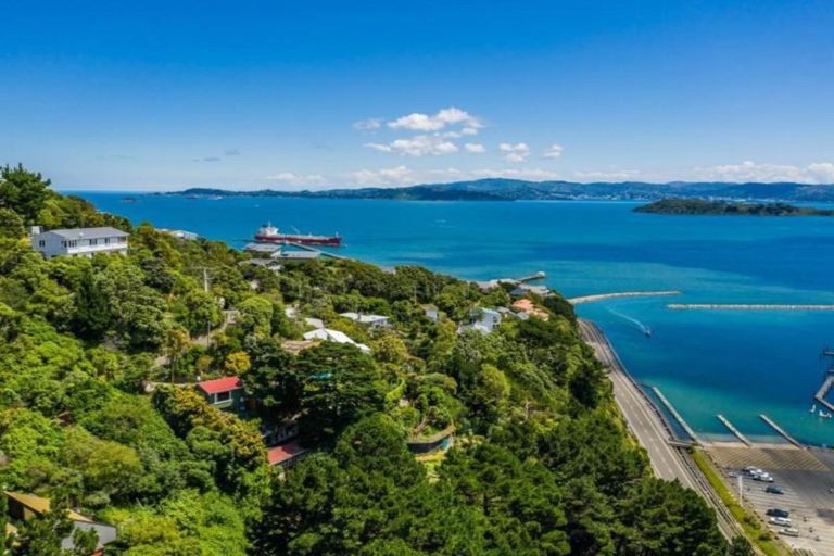 Photo of property in 23 Nikau Road, Point Howard, Lower Hutt, 5013