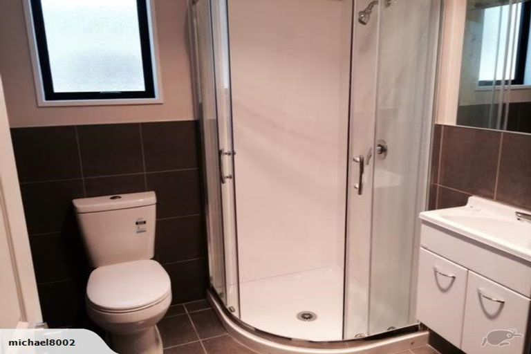 Photo of property in 98 Rattray Street, Riccarton, Christchurch, 8041