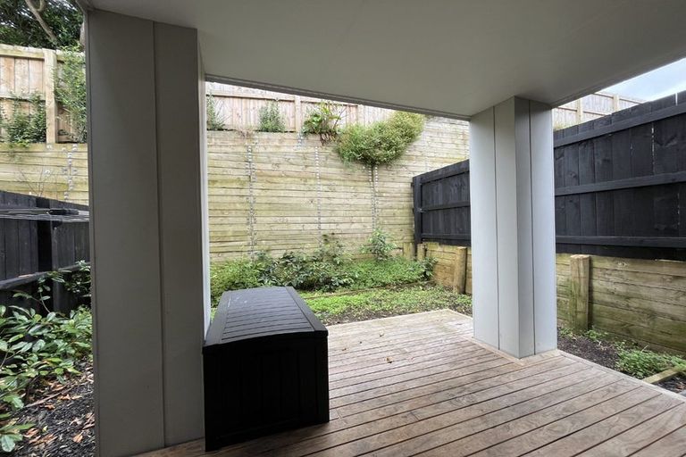 Photo of property in 20 Tukari Lane, Mangere Bridge, Auckland, 2022