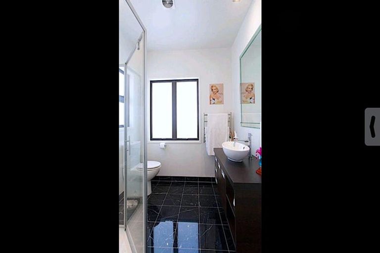 Photo of property in 1420 Whangaparaoa Road, Army Bay, Whangaparaoa, 0930