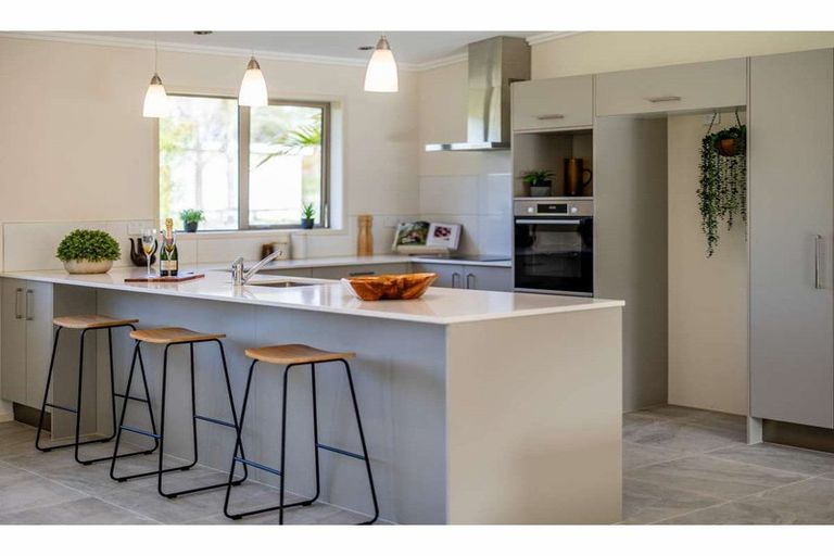 Photo of property in 9 Okura Drive, Kerikeri, 0230