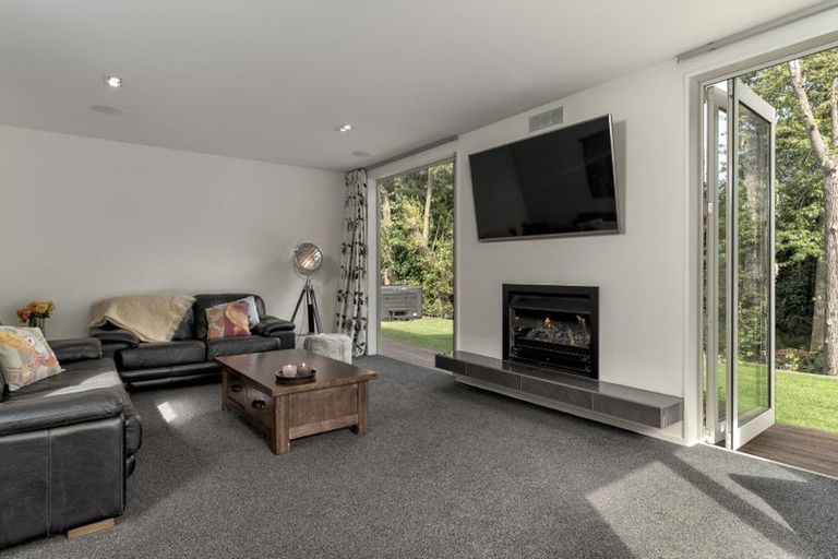 Photo of property in 97f Englefield Road, Northwood, Christchurch, 8051