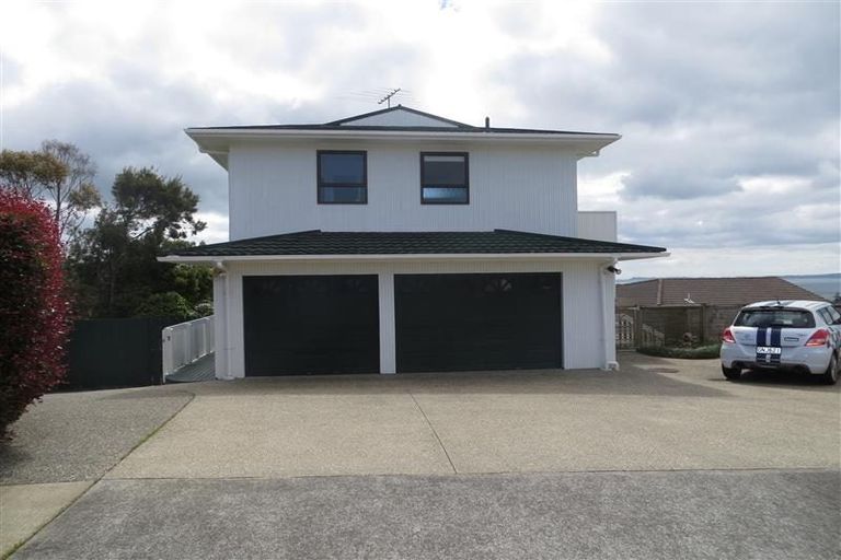 Photo of property in 2/14 Tudor Place, Mairangi Bay, Auckland, 0630