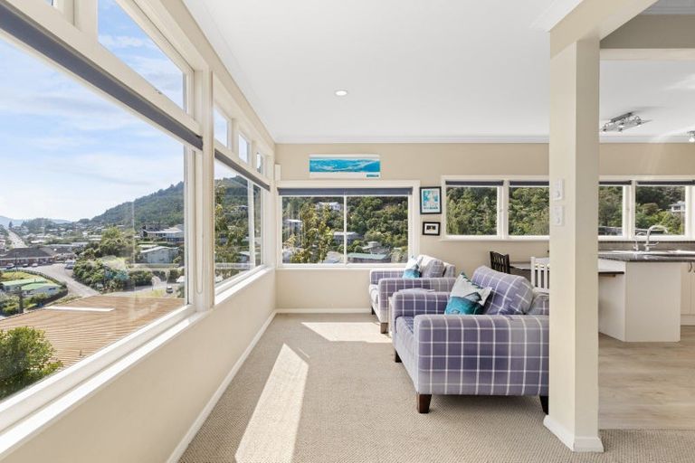 Photo of property in 7a Russell Street, Picton, 7220