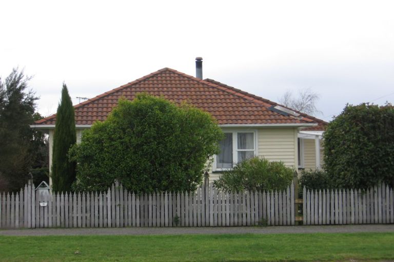 Photo of property in 8 Kummer Crescent, Masterton, 5810