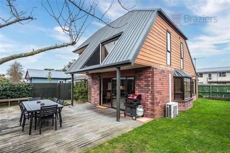 Photo of property in 95 Mandeville Street, Riccarton, Christchurch, 8011