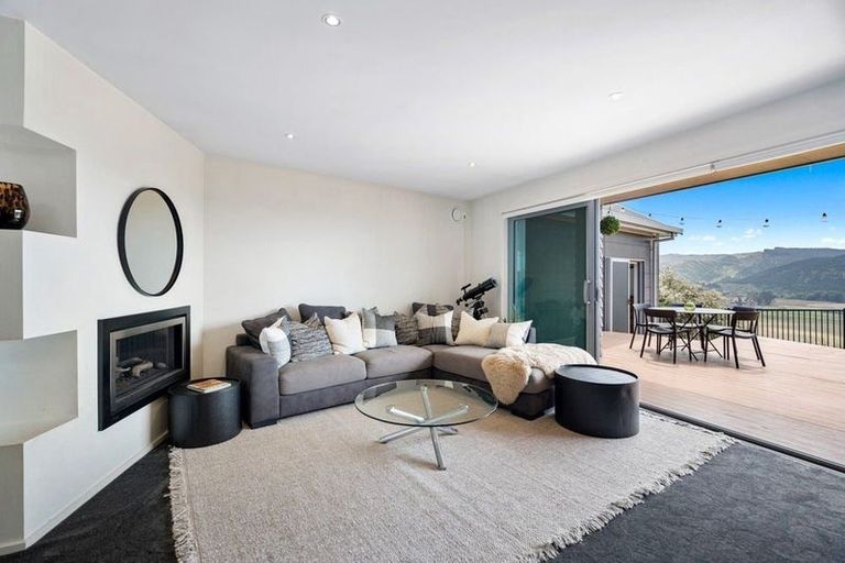 Photo of property in 19 Esk View Road, Eskdale, Napier, 4182