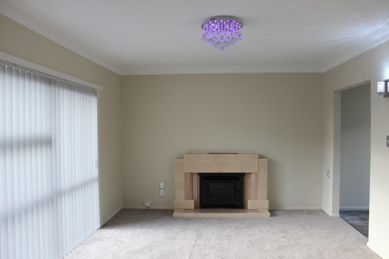 Photo of property in 20 Landon Avenue, Mangere East, Auckland, 2024